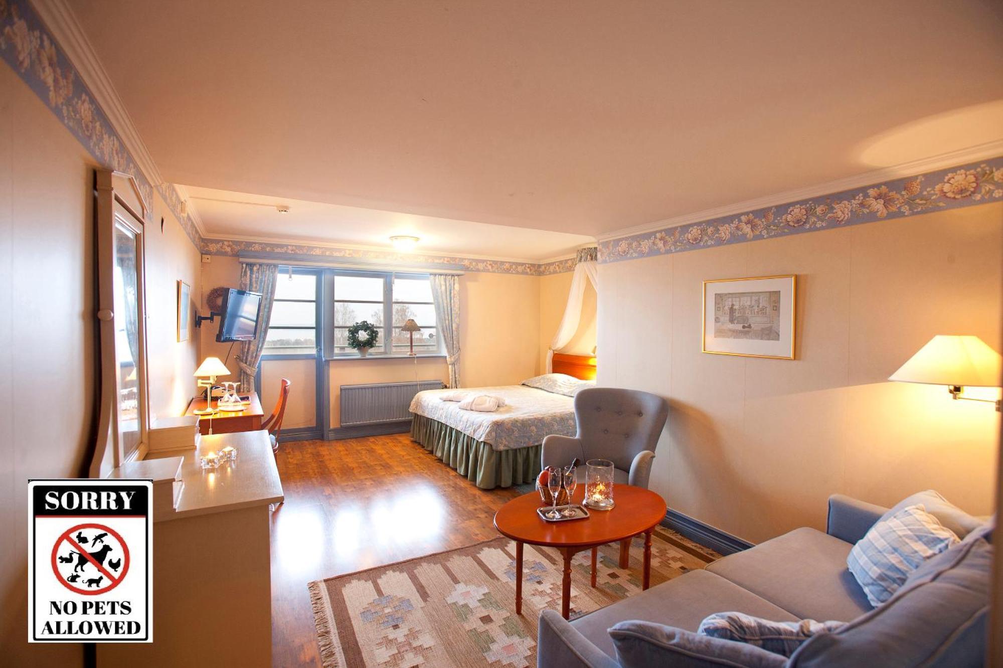 Taellbergsgardens Hotell Екстериор снимка