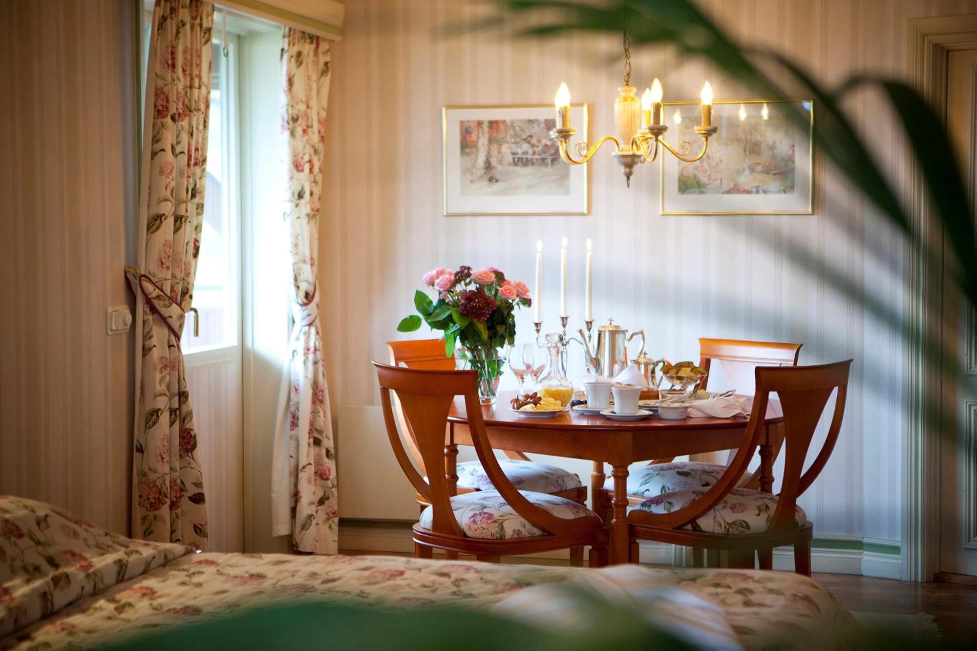 Taellbergsgardens Hotell Екстериор снимка