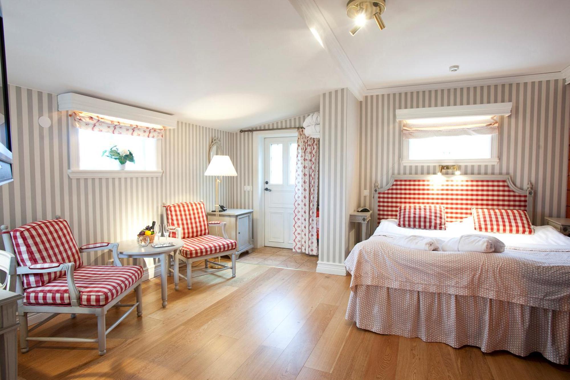 Taellbergsgardens Hotell Екстериор снимка