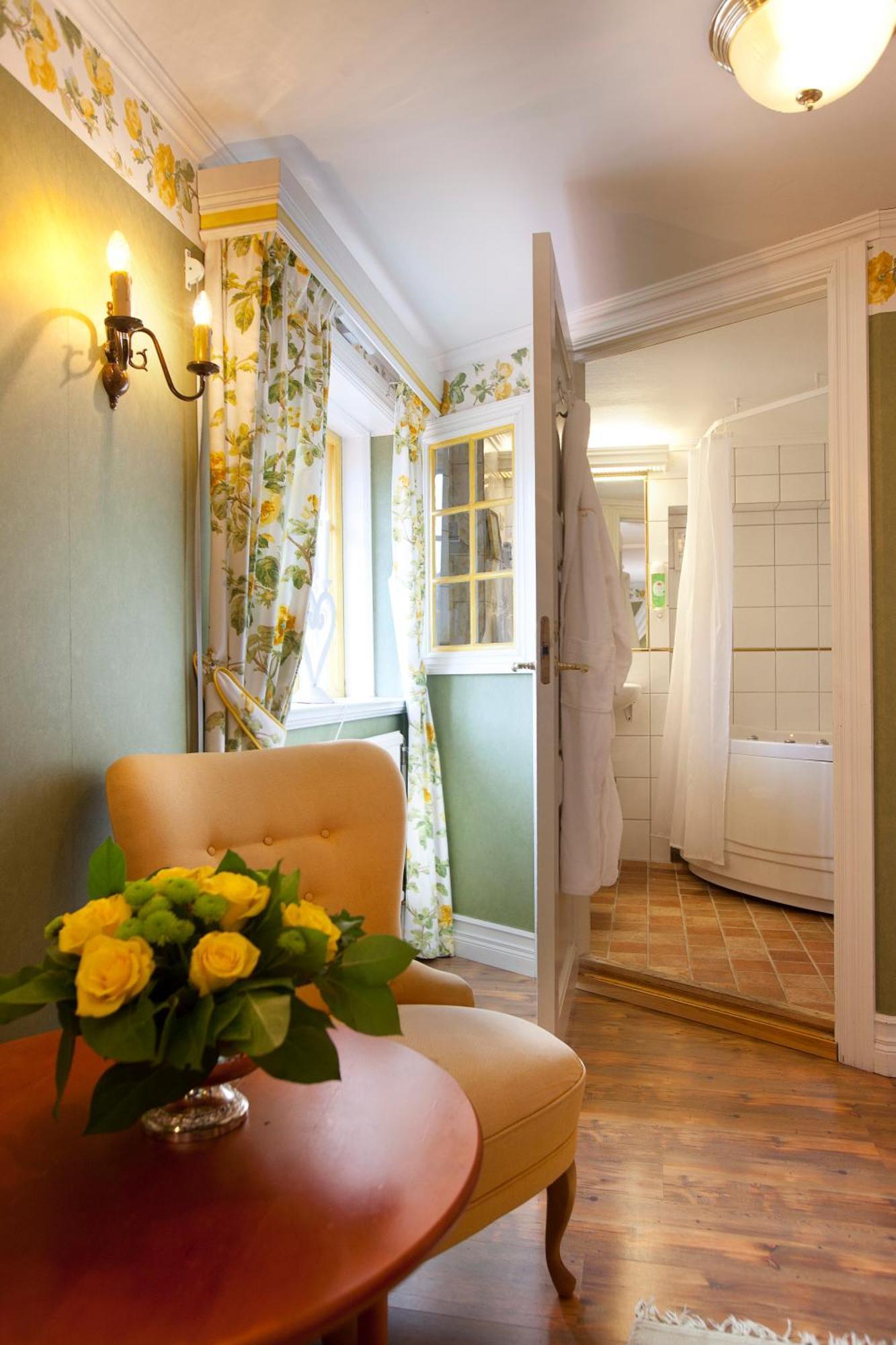 Taellbergsgardens Hotell Екстериор снимка