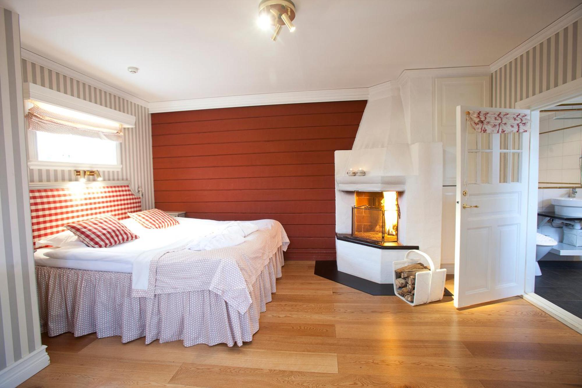 Taellbergsgardens Hotell Екстериор снимка