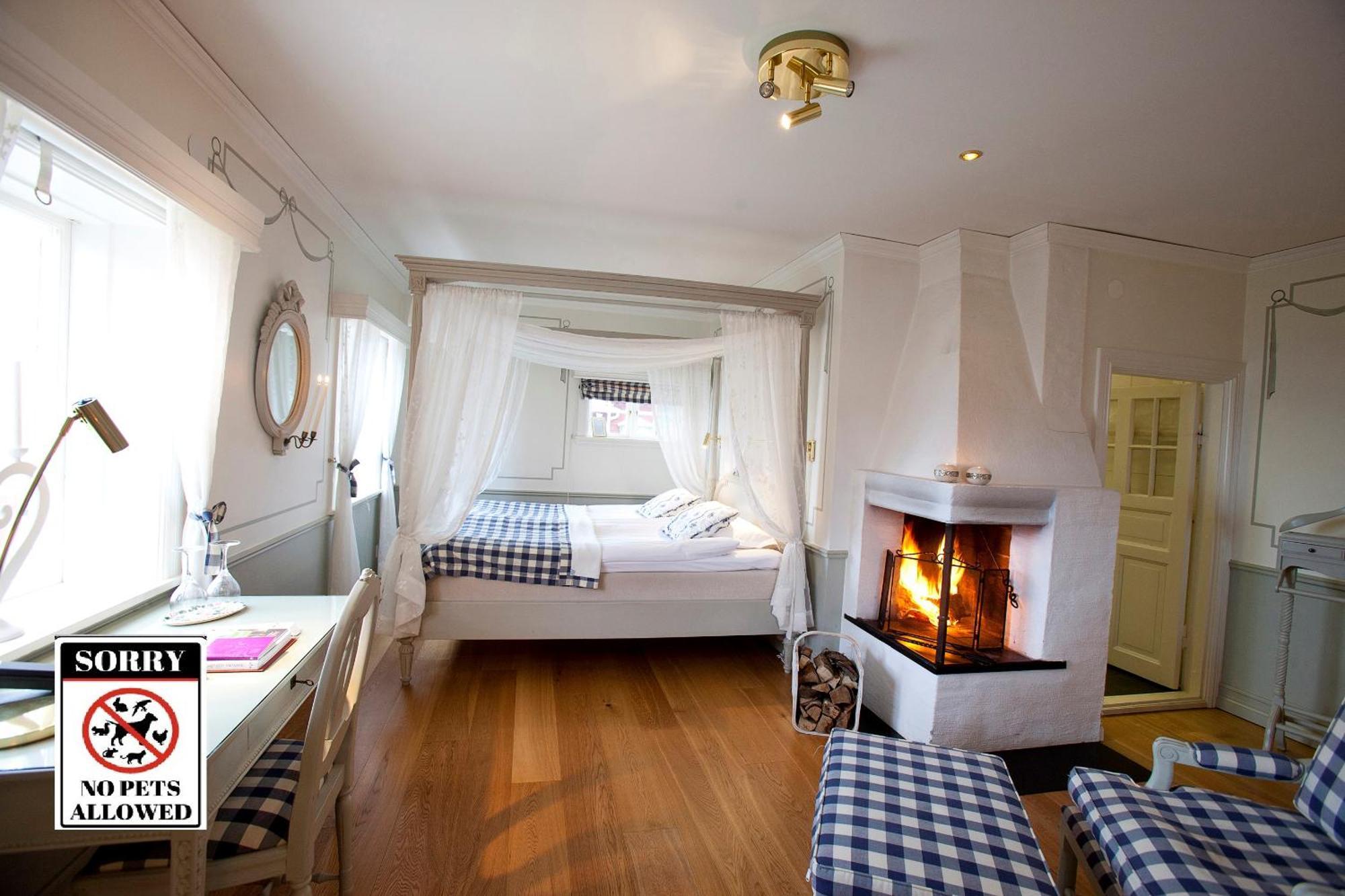 Taellbergsgardens Hotell Екстериор снимка