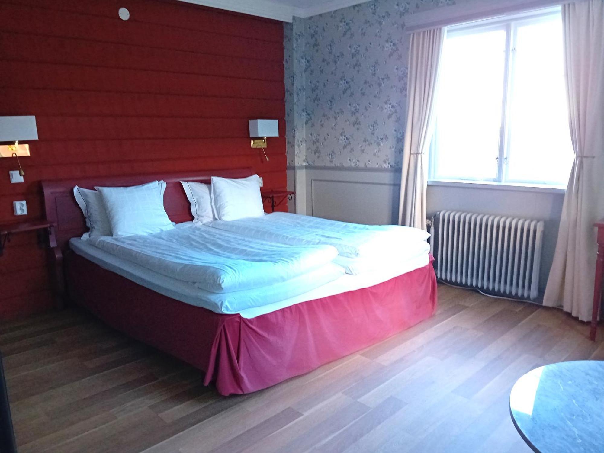 Taellbergsgardens Hotell Екстериор снимка