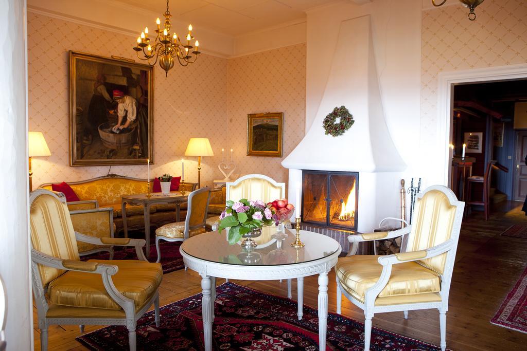 Taellbergsgardens Hotell Екстериор снимка