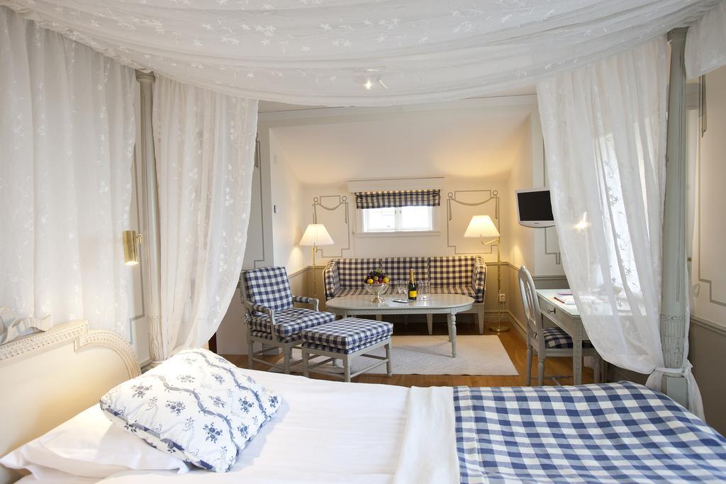 Taellbergsgardens Hotell Екстериор снимка