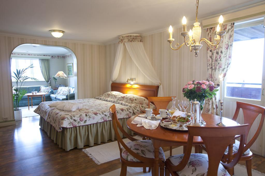 Taellbergsgardens Hotell Екстериор снимка