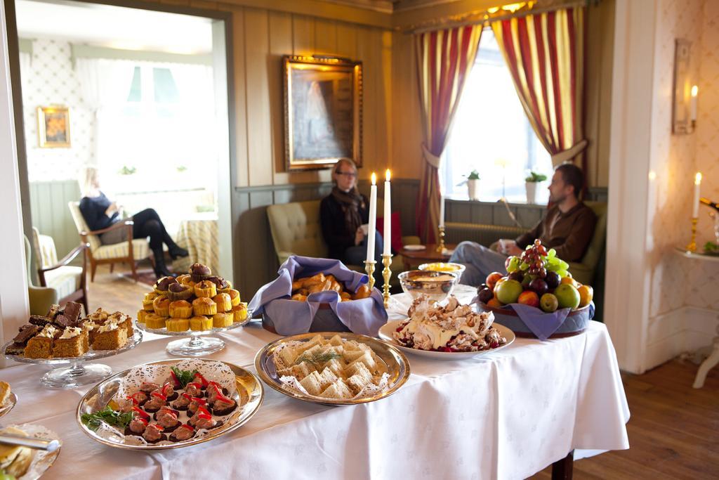 Taellbergsgardens Hotell Екстериор снимка