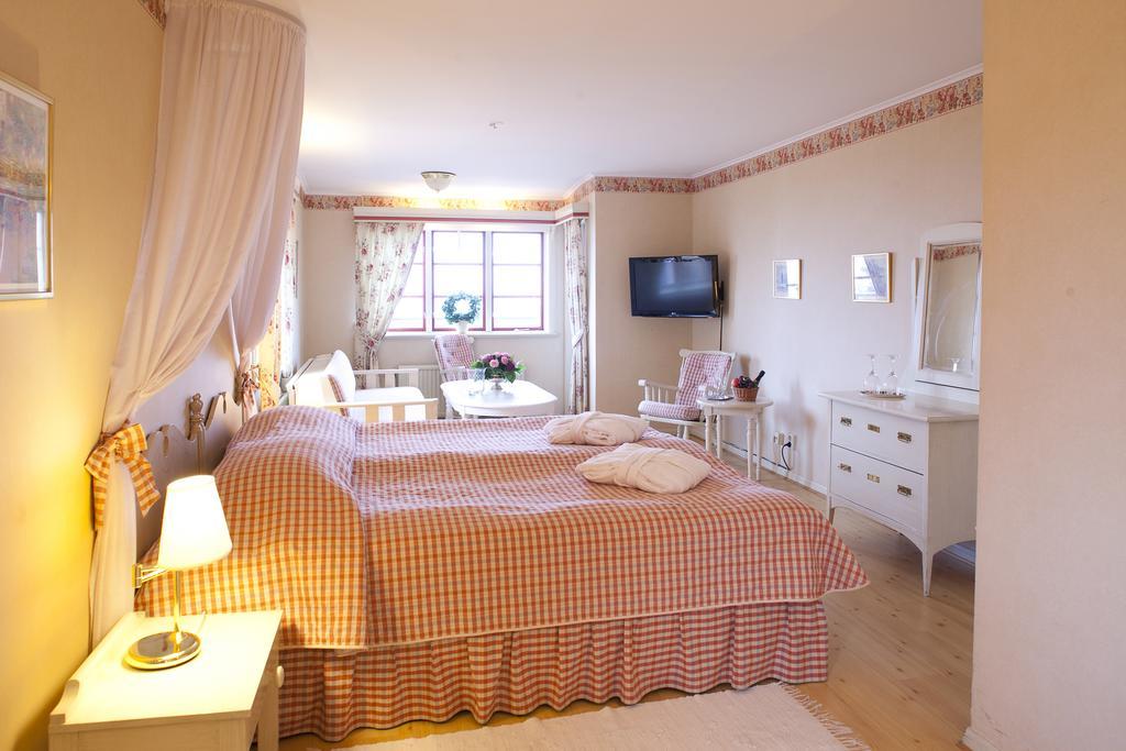 Taellbergsgardens Hotell Стая снимка